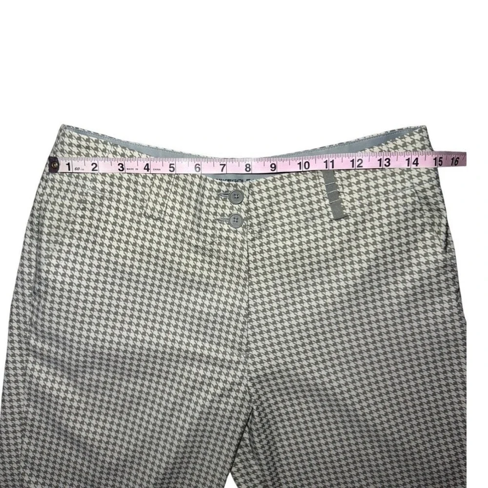 Nike Golf Houndstooth Bermuda Shorts Women Size 4 Tan Dry-Fit